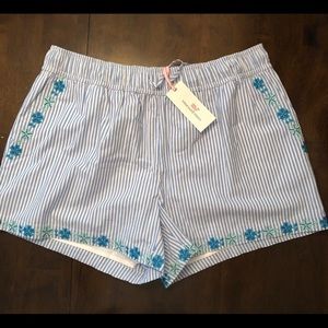 NWT Vineyard Vines elastic waistband shorts